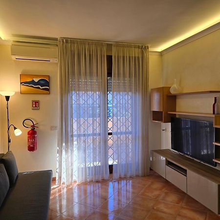 Giopi Home Vitinia Екстериор снимка